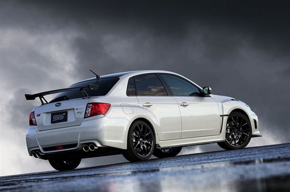 Subaru-Impreza-4-595x.jpg