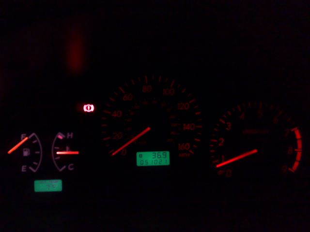 red_dials1.jpg